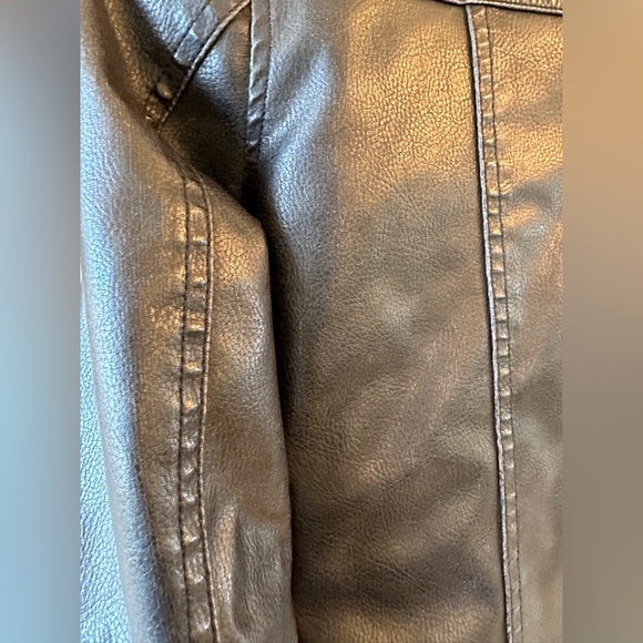 Urban Republic Jacket | Children’s Size 10-12 Vintage - Picture 5 of 12